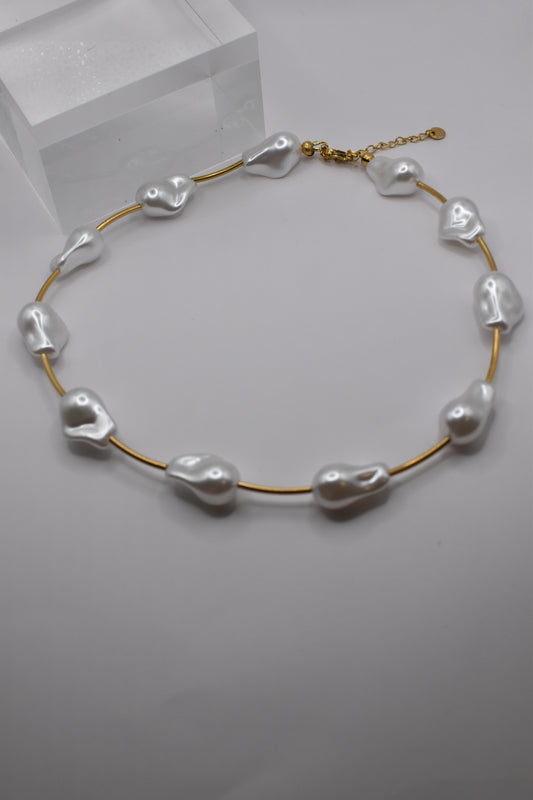 Amelia Pearl Necklace