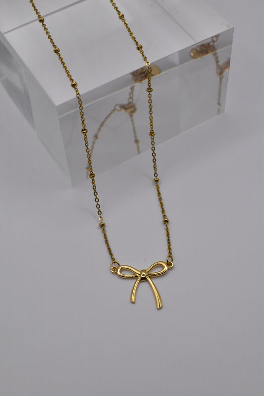 Knot Necklace