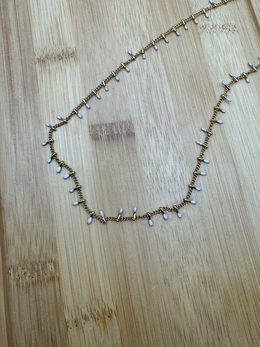 Sia White Necklace