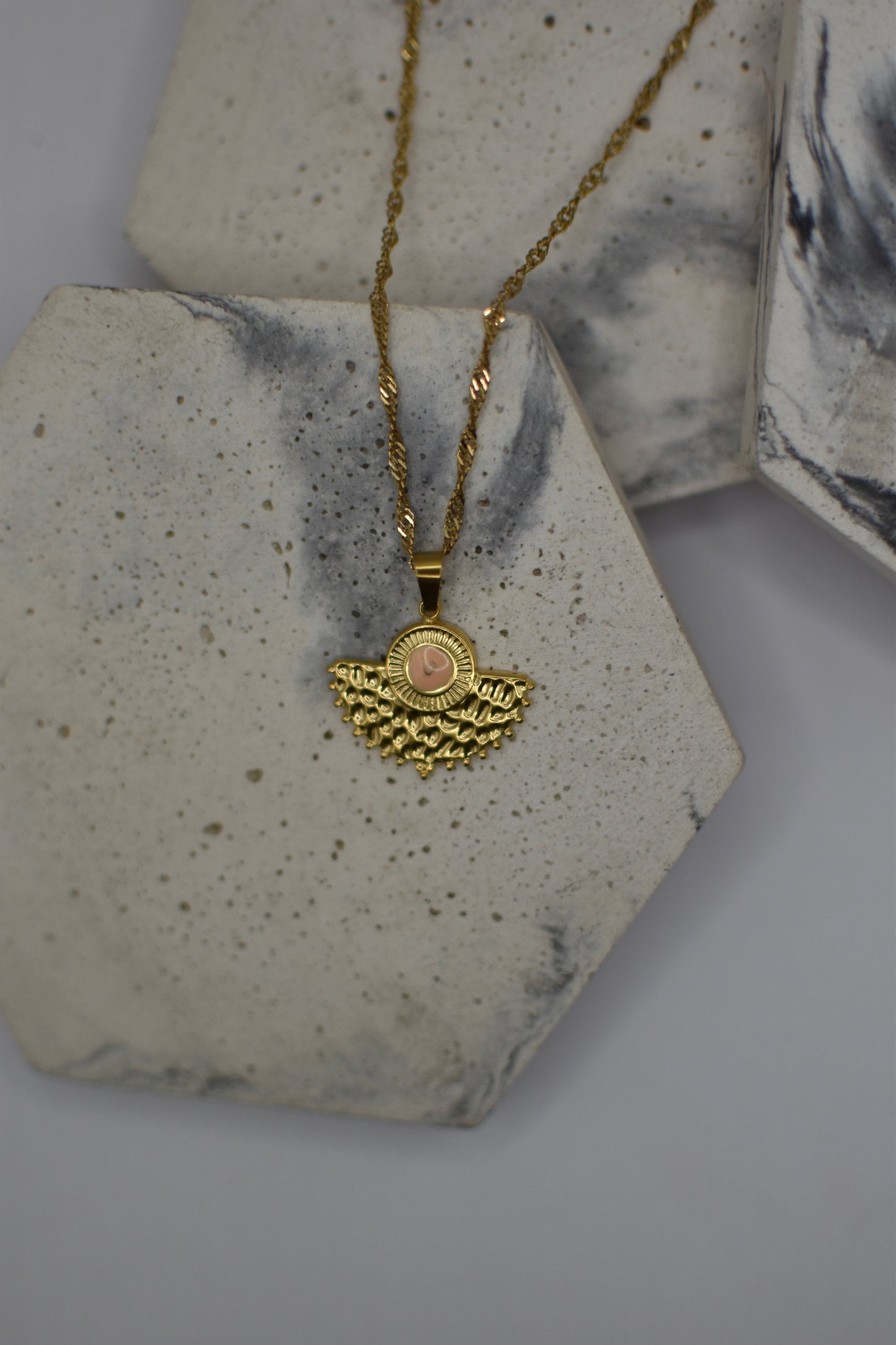 Rose Aura Necklace