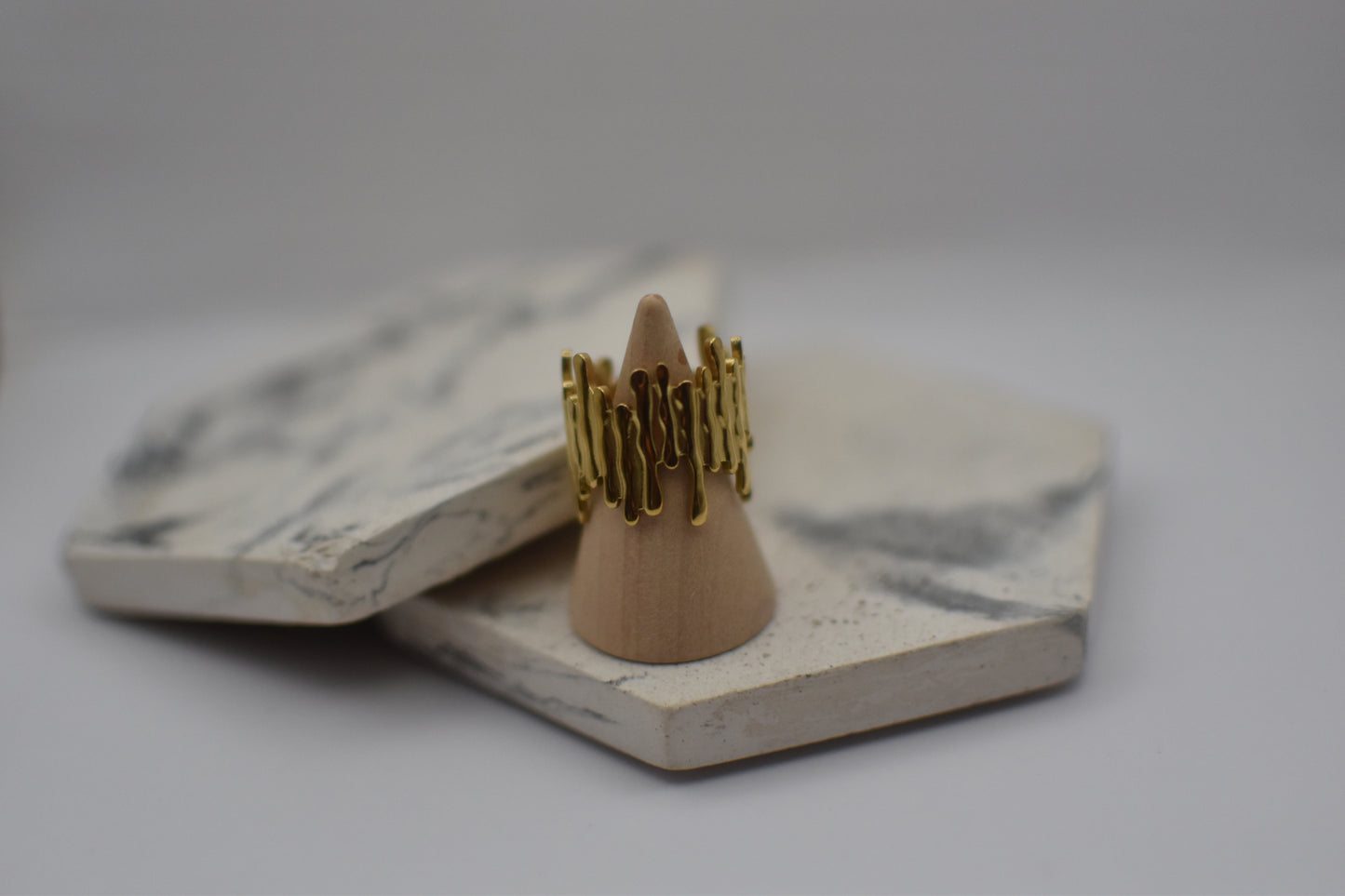Form Gold Ring
