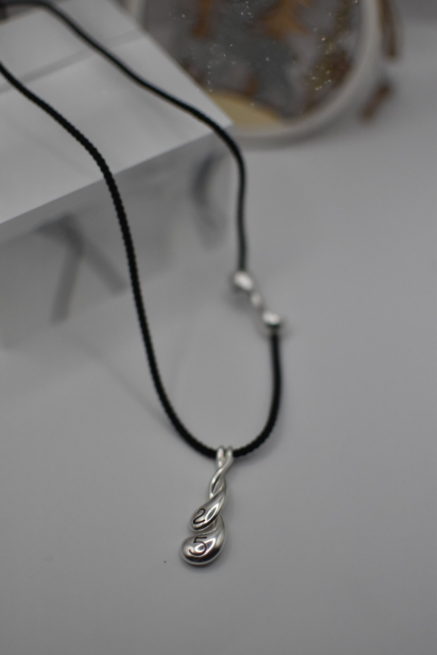 Twist Silver
