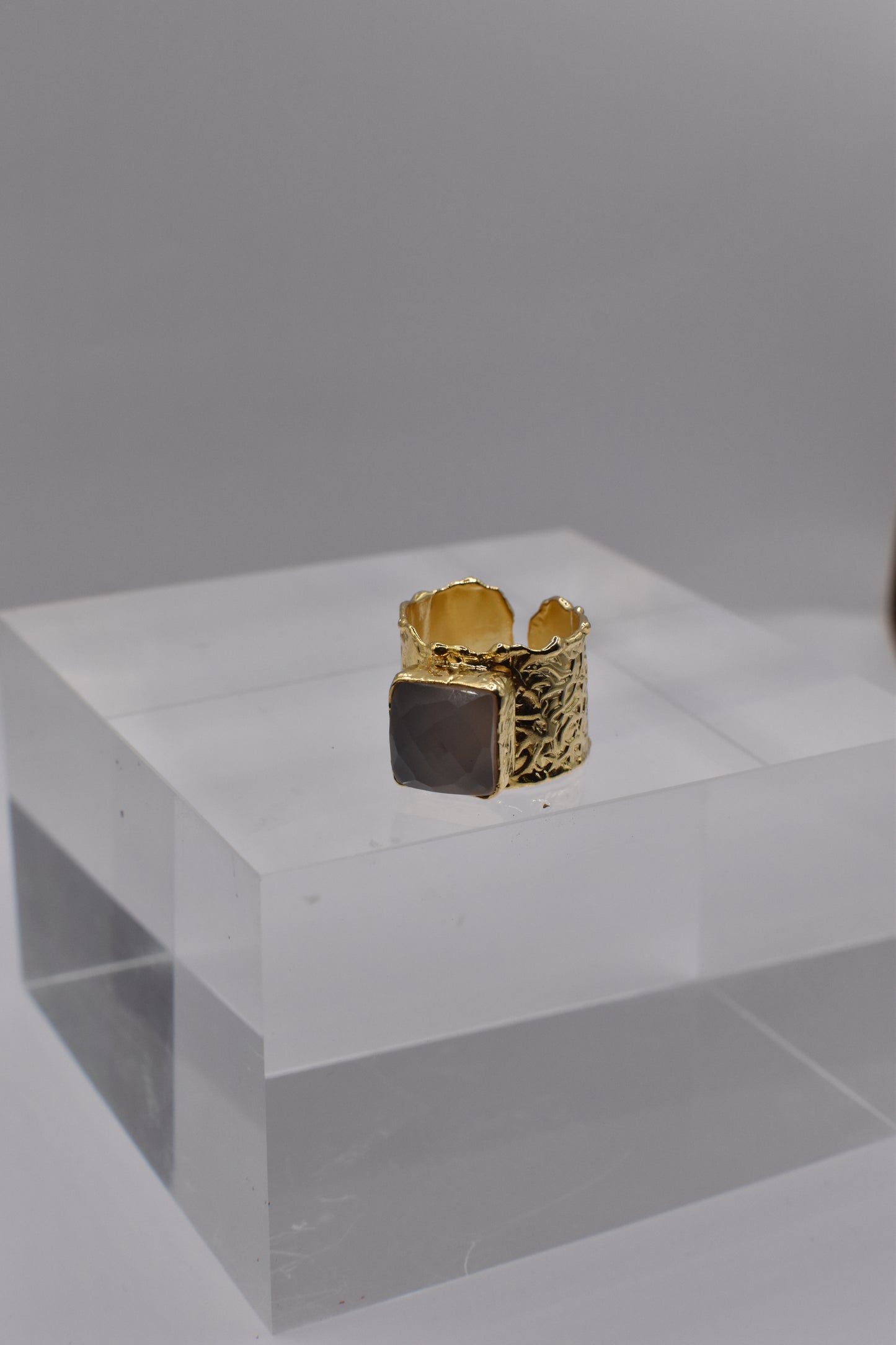 Αέλια Ring