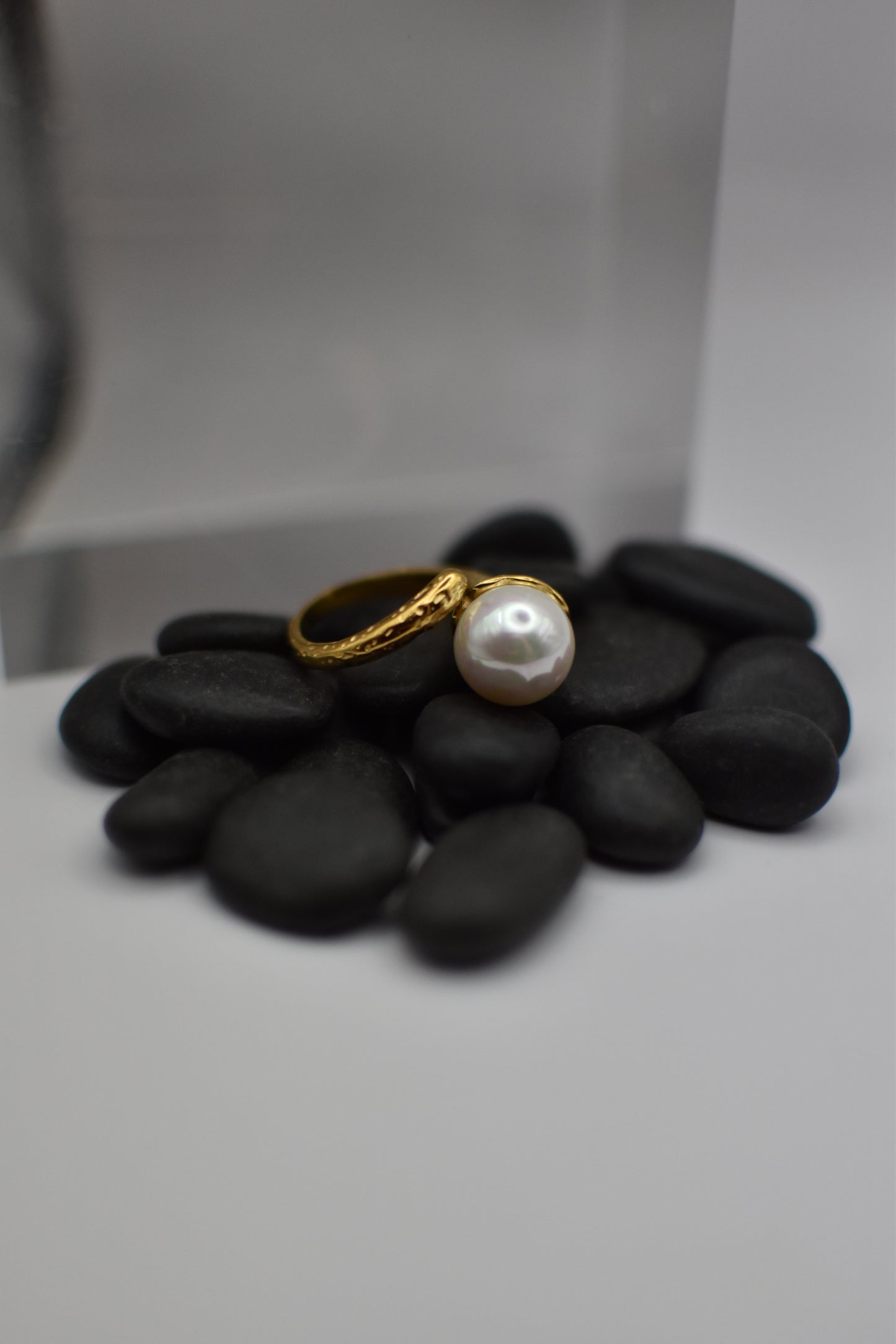 Ring Ekavi