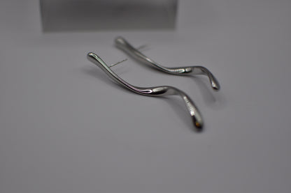 Curved Lines Silver