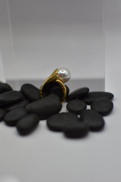 Ring Ekavi
