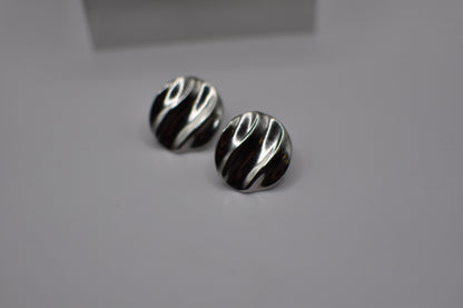 Silver Round Earrings