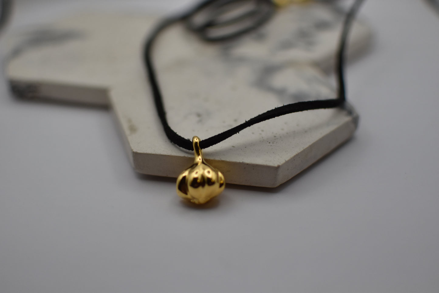 Garlic Pendant Gold