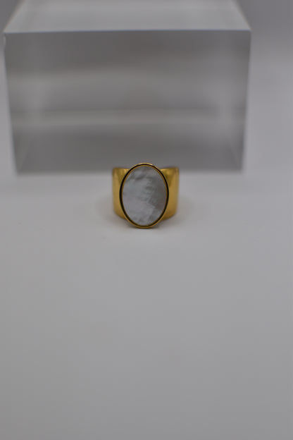 Oval Gold Ring
