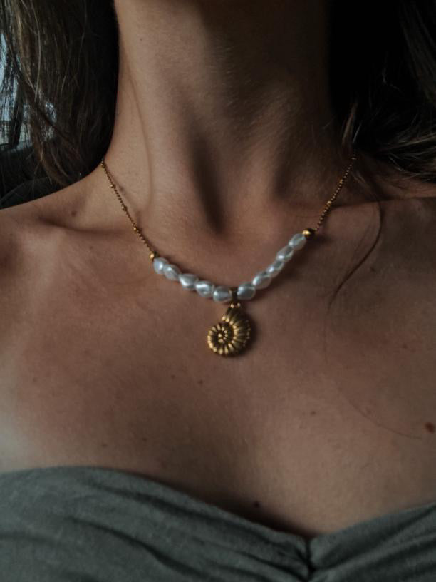 Meri Necklace
