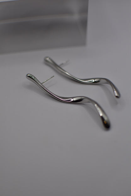 Curved Lines Silver