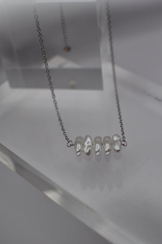 Nami Necklace