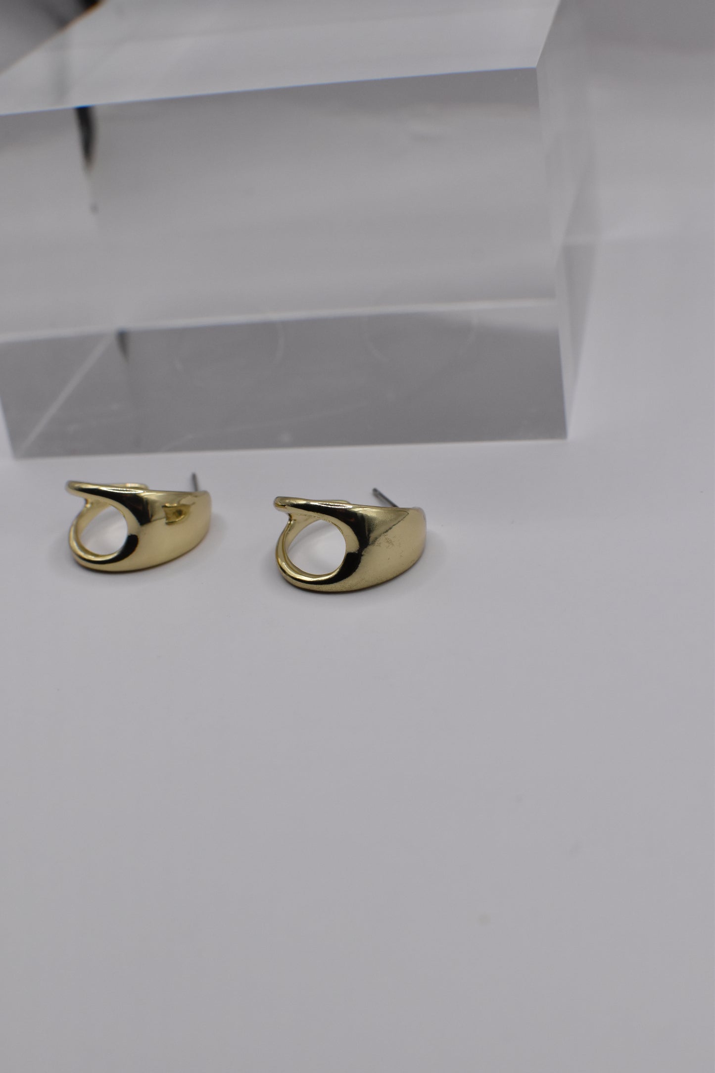 Faidra Gold Earrings