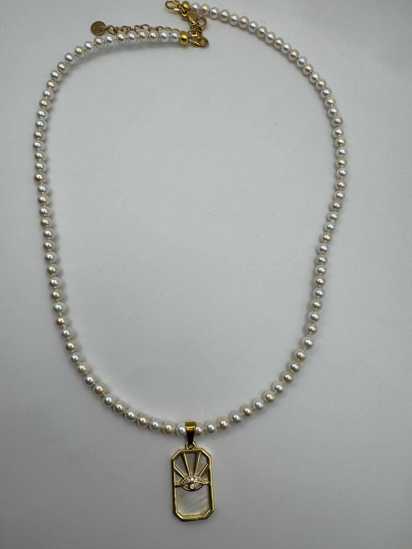Champagne Necklace