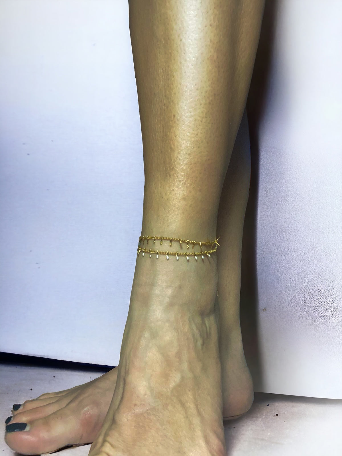 Sia White Anklet